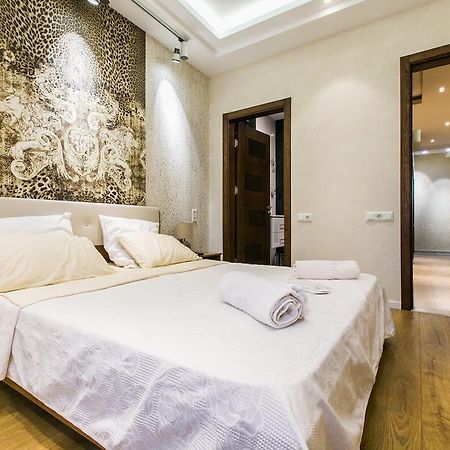 Sweet Home 3 At Freedom Square Tbilisi Exterior foto
