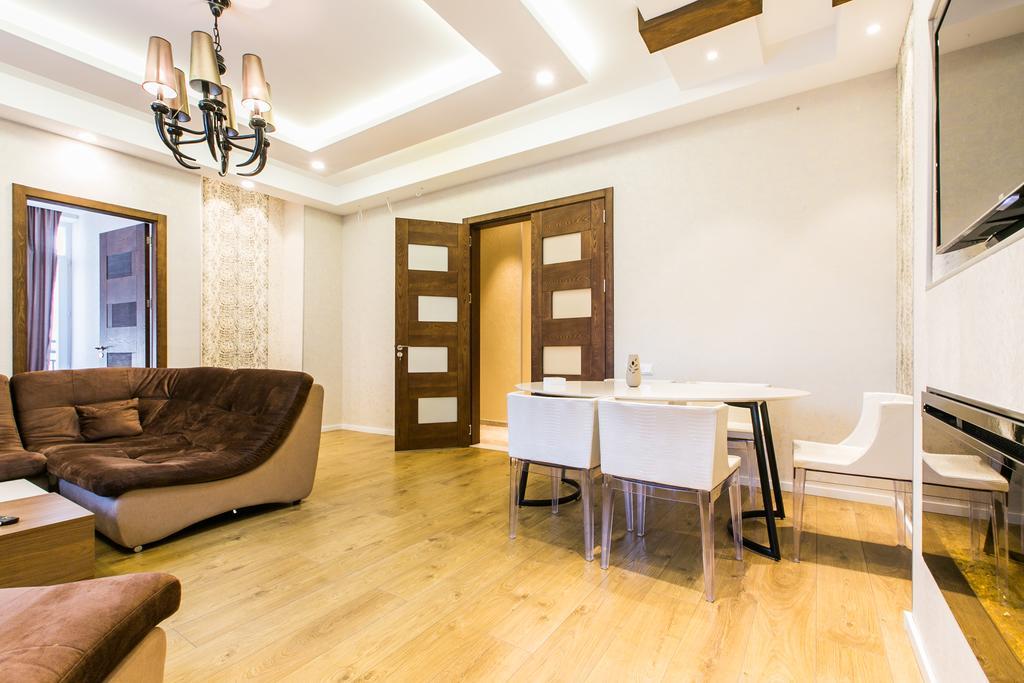 Sweet Home 3 At Freedom Square Tbilisi Exterior foto