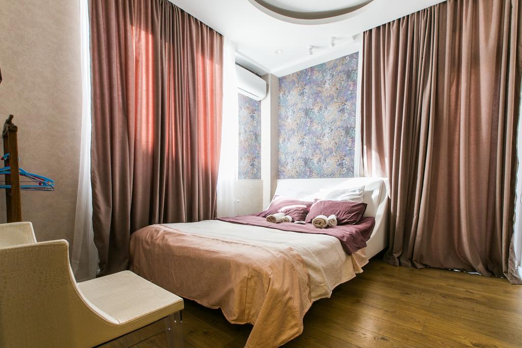 Sweet Home 3 At Freedom Square Tbilisi Exterior foto